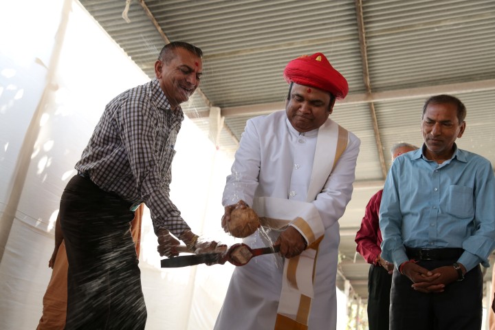 Acharya Bhuvan Khatmuhrat